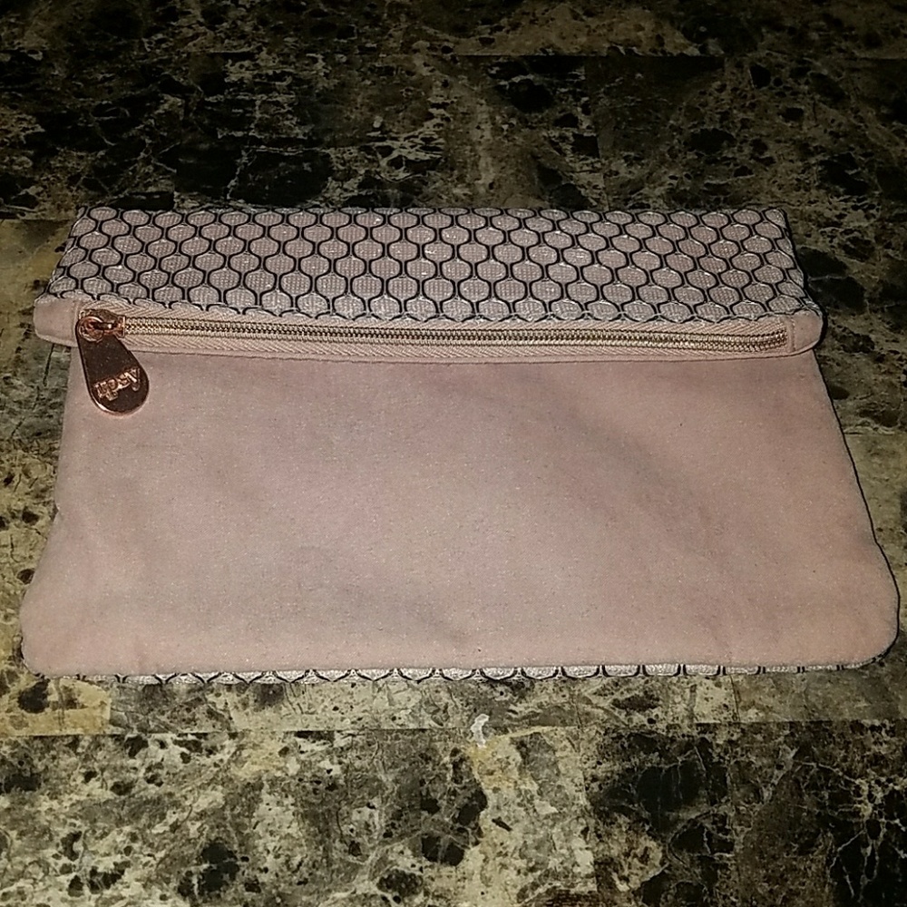 Makeup bag